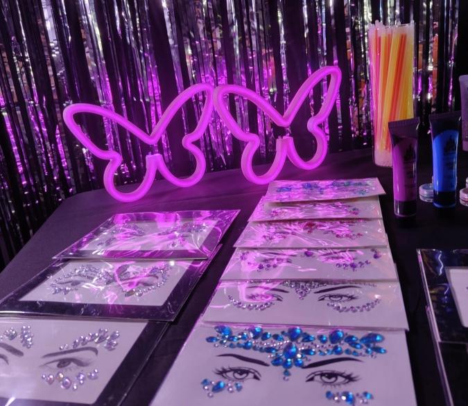 Glitter Bar