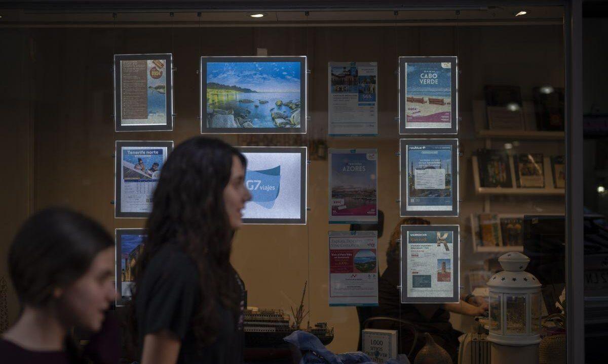 La incertidumbre global afecta las ventas de las agencias de viajes en Ourense