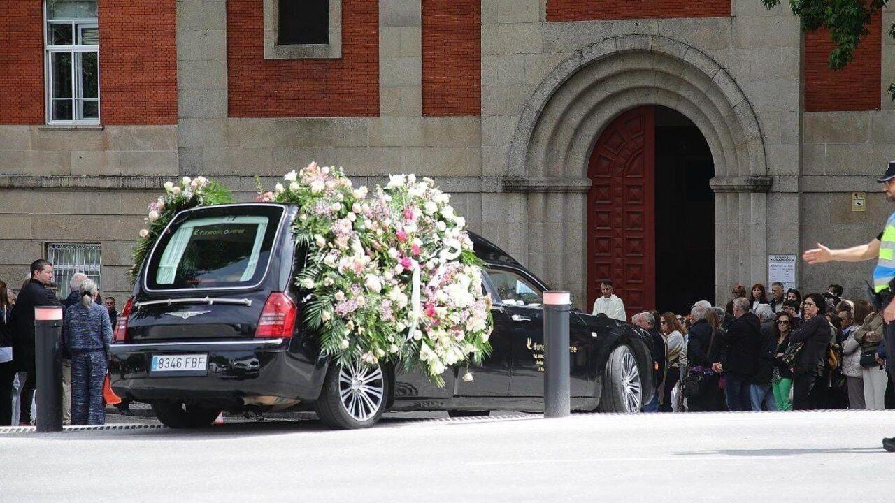 Ourense se despide de Sara, la «angelita» que falleció a los 11 años por una posible meningitis: siempre recordaremos su ilusión