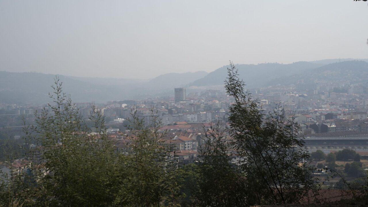 Incendios elevan la contaminación en Ourense a niveles anuales récord por partículas suspendidas