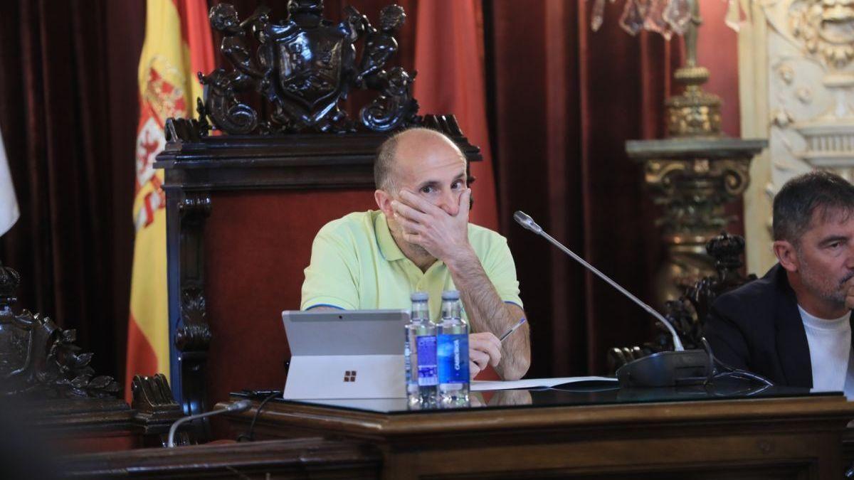 Jácome reconoce el fracaso de su apuesta con el presupuesto