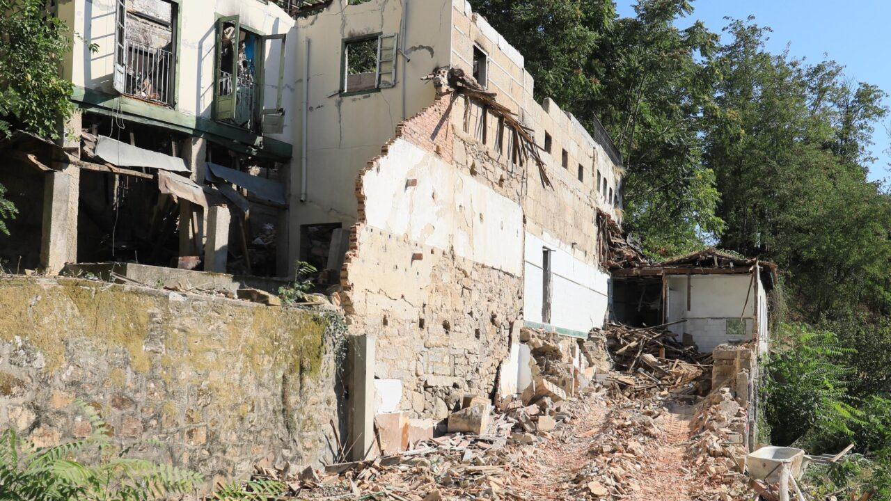 Patrimonio detiene la demolición de la Casa de Baños