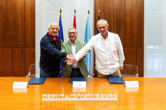 Diputación invierte 1,06 millones de euros en modernizar instalaciones deportivas en Esgos, A Peroxa y Pereiro de Aguiar