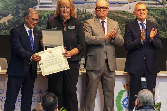 Luis Menor Asiste a la Ceremonia de Premios en el Centro Penitenciario de Ourense